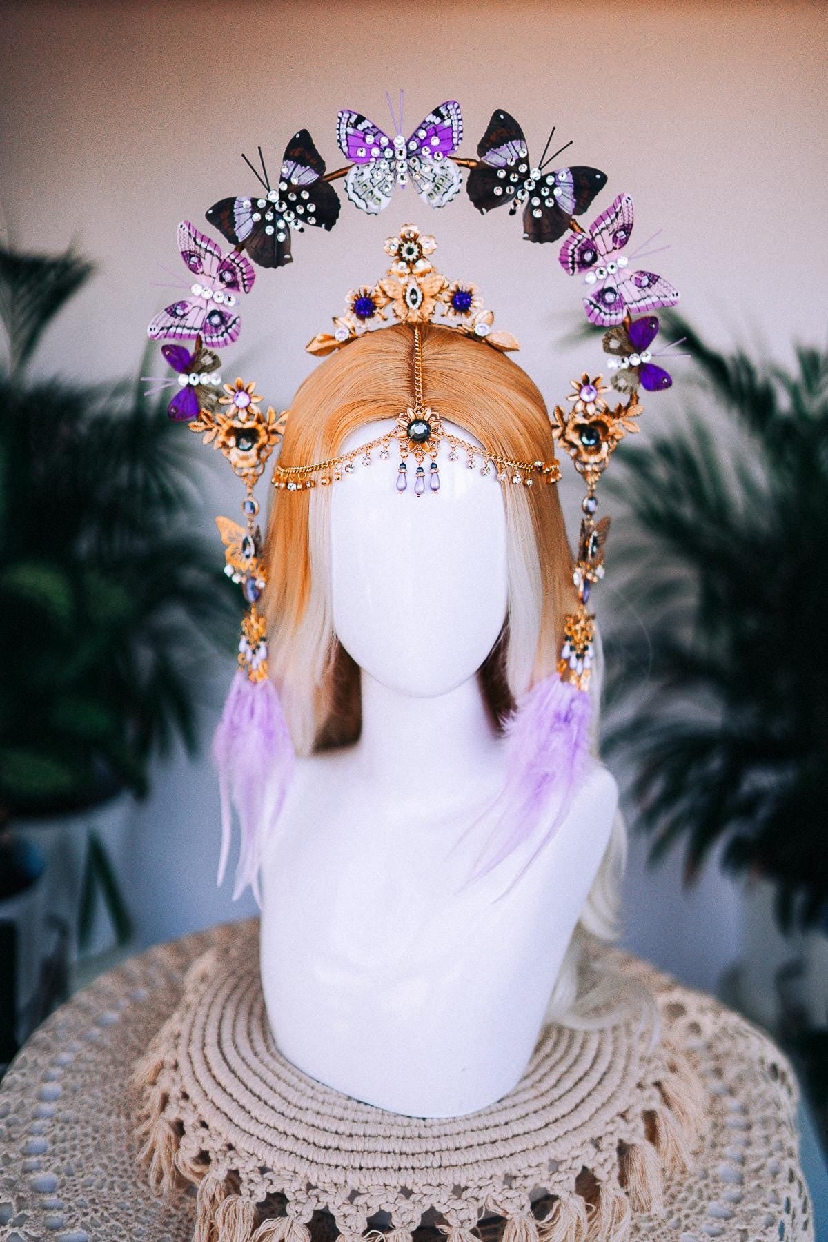 Butterfly Halo Crown, Elegant Headdress with Gold Details, Crystals, and Butterflies for Masquerade Balls, Weddings, Costume Events