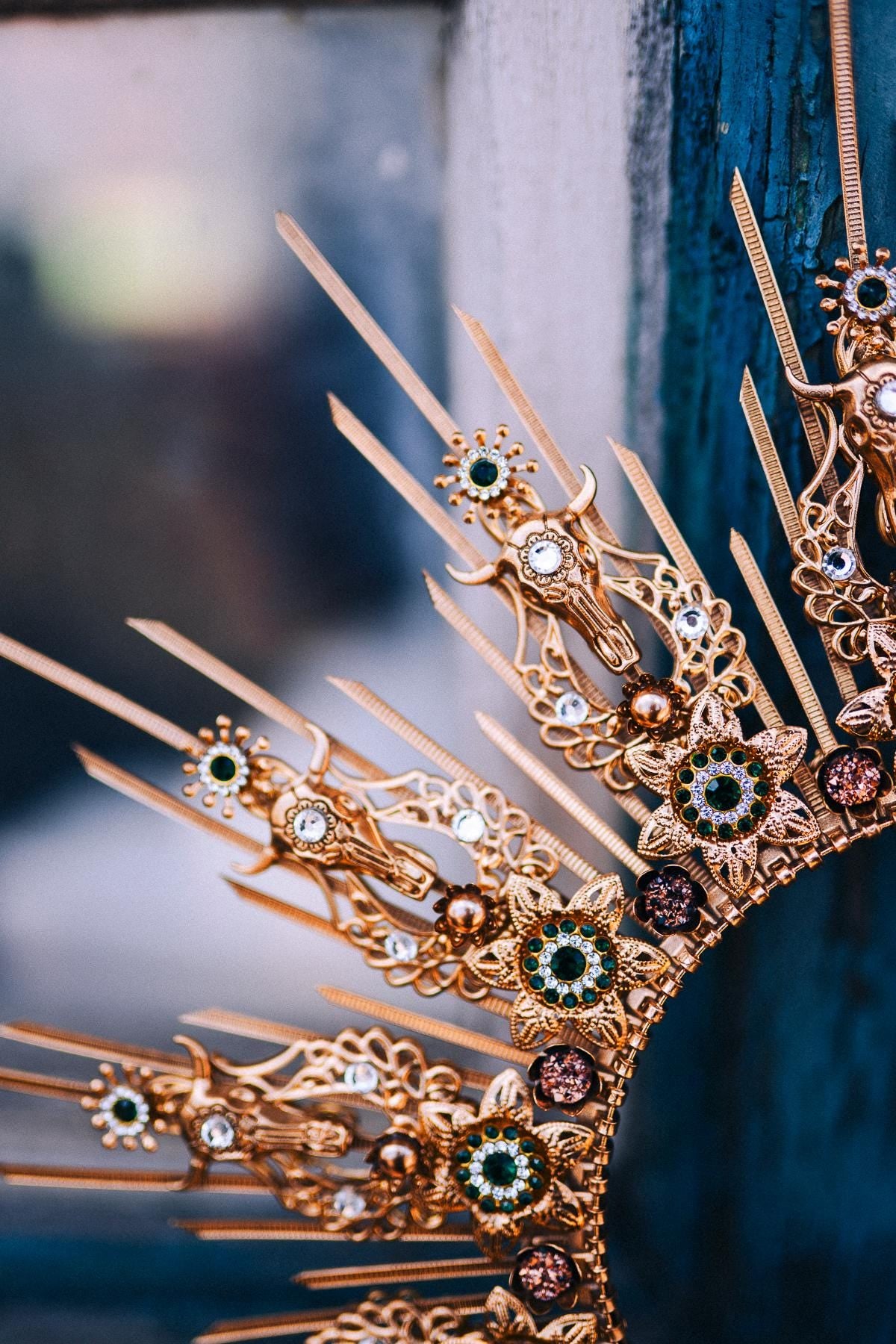 Taurus Crown, Zodiac Crown, Boho Headpiece, Earthy Halo Crown, Festival Headpiece, Astrology Crown, Green Gold Crown, Birthday Crown