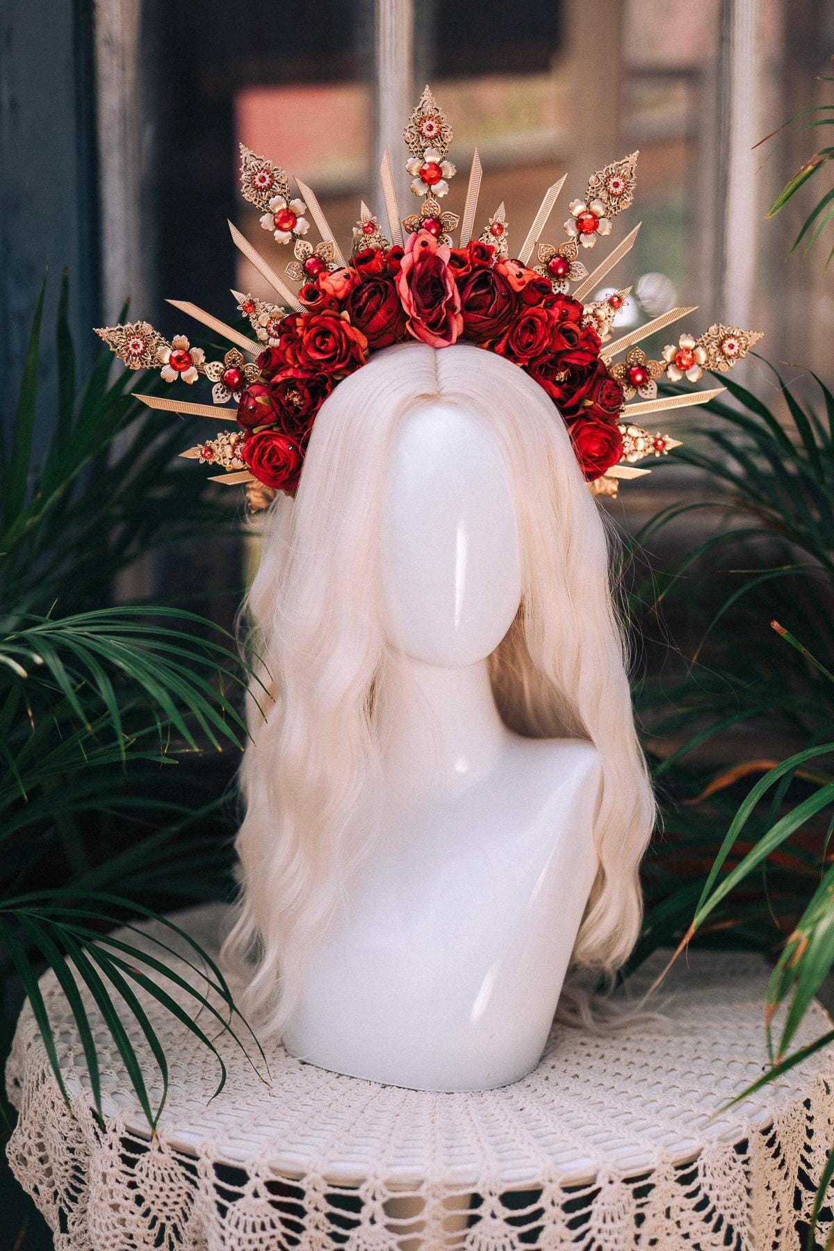 Red Rose Crown, Floral Halo Crown, Festival Headpiece, Handmade Costume Crown, Gothic Flower Crown, Dramatic Rose Crown, Wedding Halo