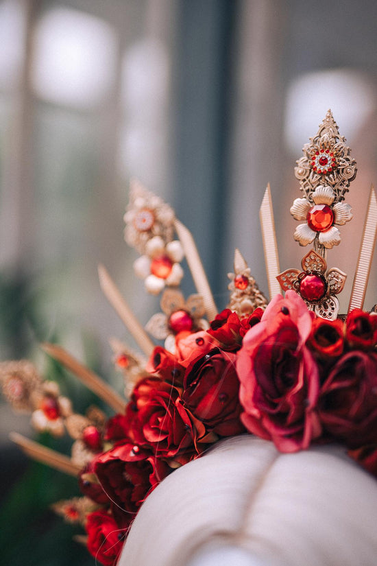 Red Rose Crown, Floral Halo Crown, Festival Headpiece, Handmade Costume Crown, Gothic Flower Crown, Dramatic Rose Crown, Wedding Halo