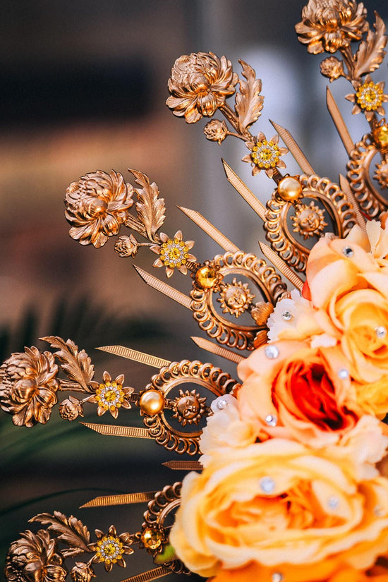 Yellow Flower Crown, Gold Headpiece, Halo Crown, Sun Goddess Tiara, Festival Crown, Wedding Headband, Celestial Crown, Boho Bride