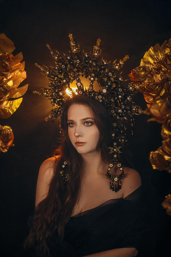 Gothic Crown, Vampire Queen Tiara, Black Widow Halo, Halloween Headpiece, Baroque Witch Crown, Dark Goddess Costume, Gothic Queen