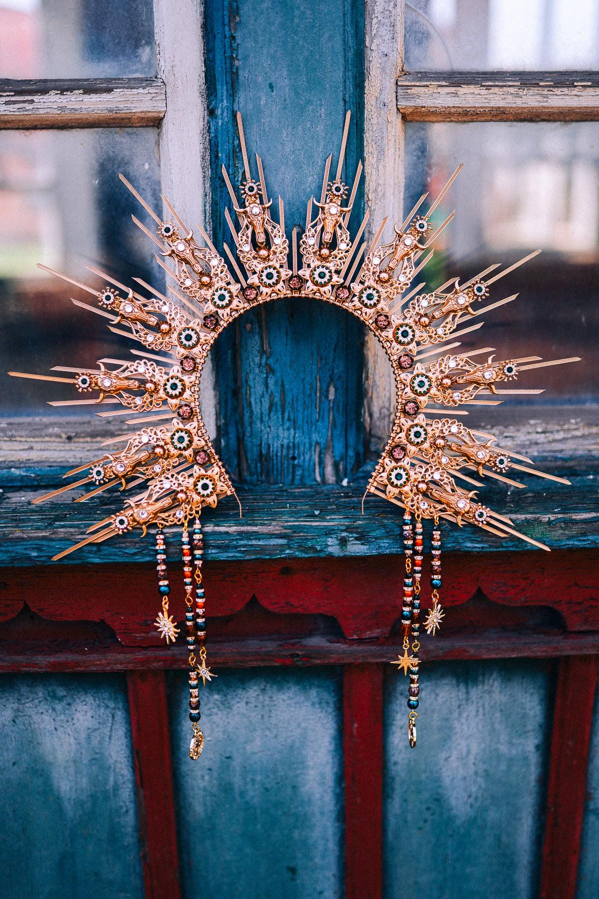 Taurus Crown, Zodiac Crown, Boho Headpiece, Earthy Halo Crown, Festival Headpiece, Astrology Crown, Green Gold Crown, Birthday Crown