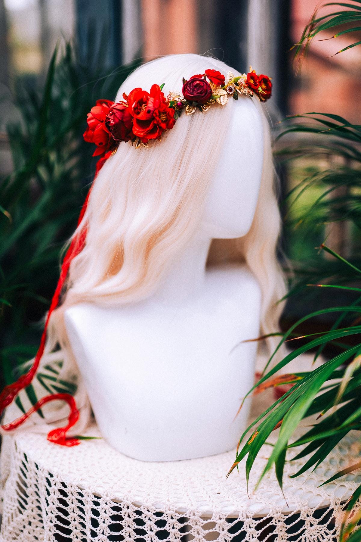 Red Rose Flower Crown, Romantic Wedding Wreath, Boho Bridal Headpiece, Maternity Photoshoot Halo, Handmade Floral Tiara