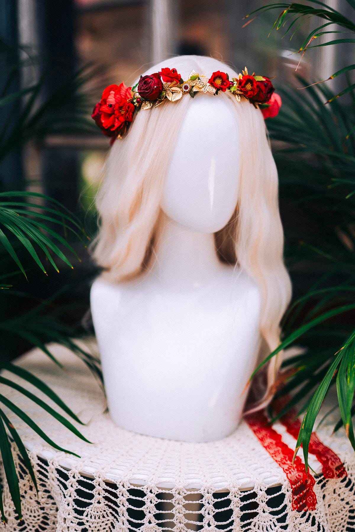 Red Rose Flower Crown, Romantic Wedding Wreath, Boho Bridal Headpiece, Maternity Photoshoot Halo, Handmade Floral Tiara