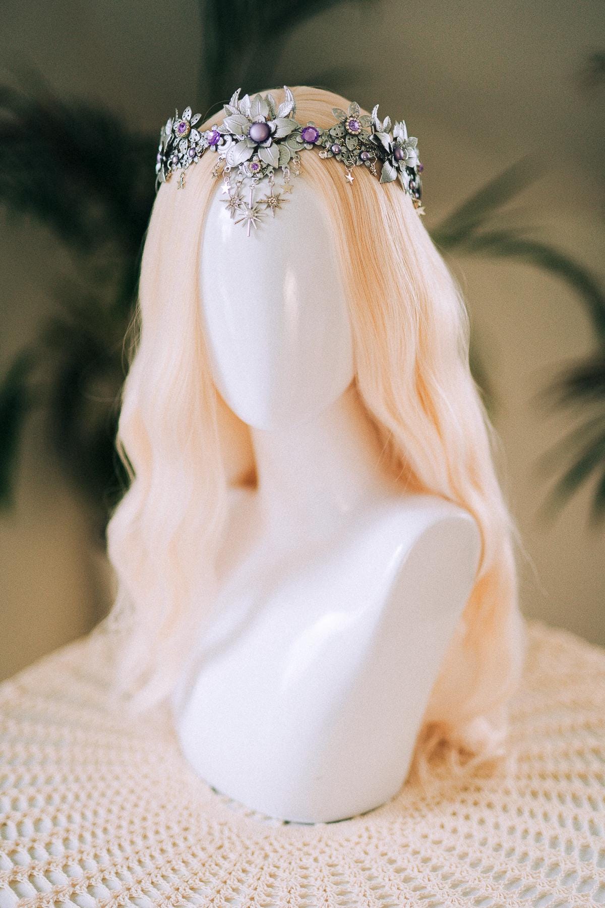 Celestial Silver Flower Crown, Boho Tiara, Moon Star Headpiece, Festival Hair Accessory, Fairy Halo, Wedding Tiara, Halloween Goddess Crown