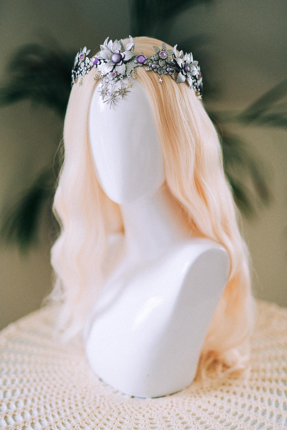Celestial Silver Flower Crown, Boho Tiara, Moon Star Headpiece, Festival Hair Accessory, Fairy Halo, Wedding Tiara, Halloween Goddess Crown