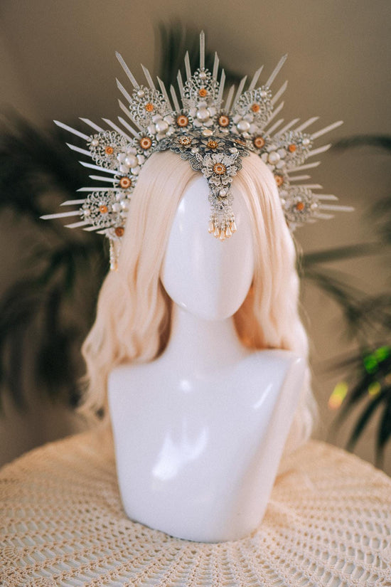 Silver Halo Crown, White And Gold Headpiece, Festival Crown, Pearl Bridal Tiara, Celestial Goddess Crown, Fantasy Costume Accessory