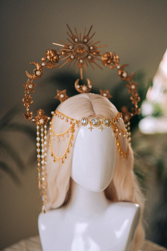 Celestial Halo Crown, Gold Goddess Headpiece, Sun Moon Star Tiara, Boho Wedding Crown, Festival Accessory, Maternity Photoshoot, Handmade