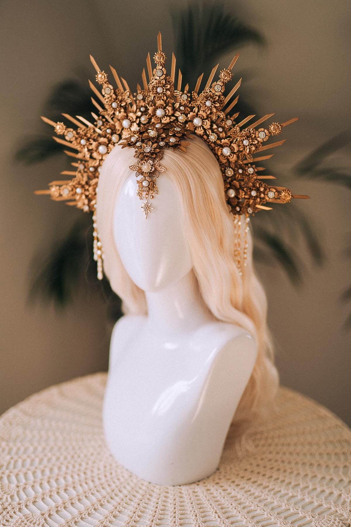 Celestial Sun Halo Crown, Goddess Headpiece, Gold Starburst Crown, Wedding Tiara, Festival Crown, Boho Headpiece, Pearl Crown, Bridal