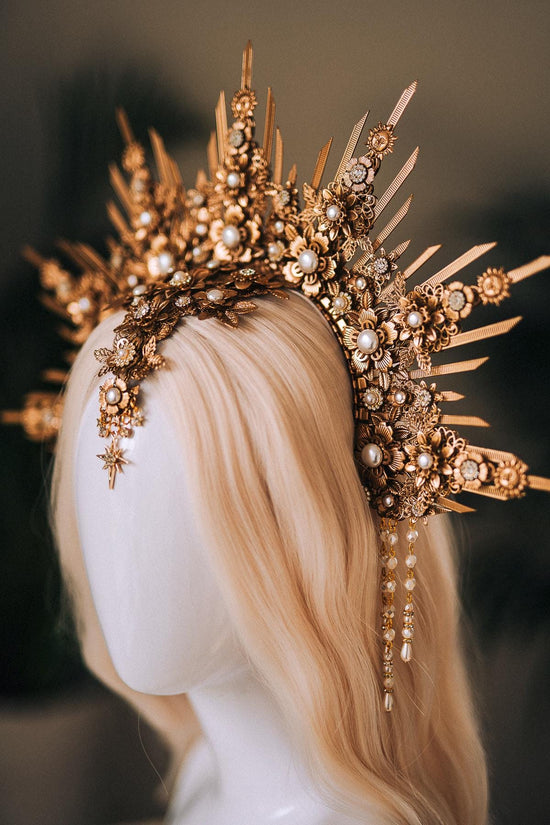Celestial Sun Halo Crown, Goddess Headpiece, Gold Starburst Crown, Wedding Tiara, Festival Crown, Boho Headpiece, Pearl Crown, Bridal