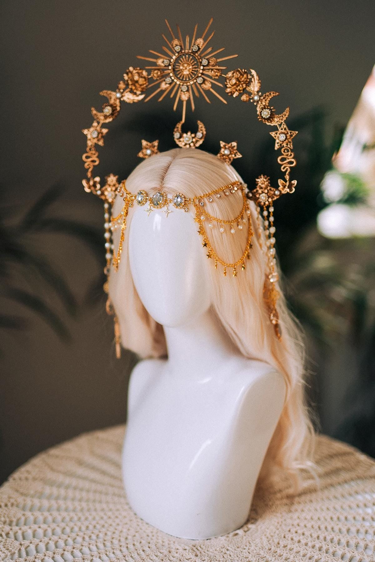 Celestial Halo Crown, Gold Goddess Headpiece, Sun Moon Star Tiara, Boho Wedding Crown, Festival Accessory, Maternity Photoshoot, Handmade