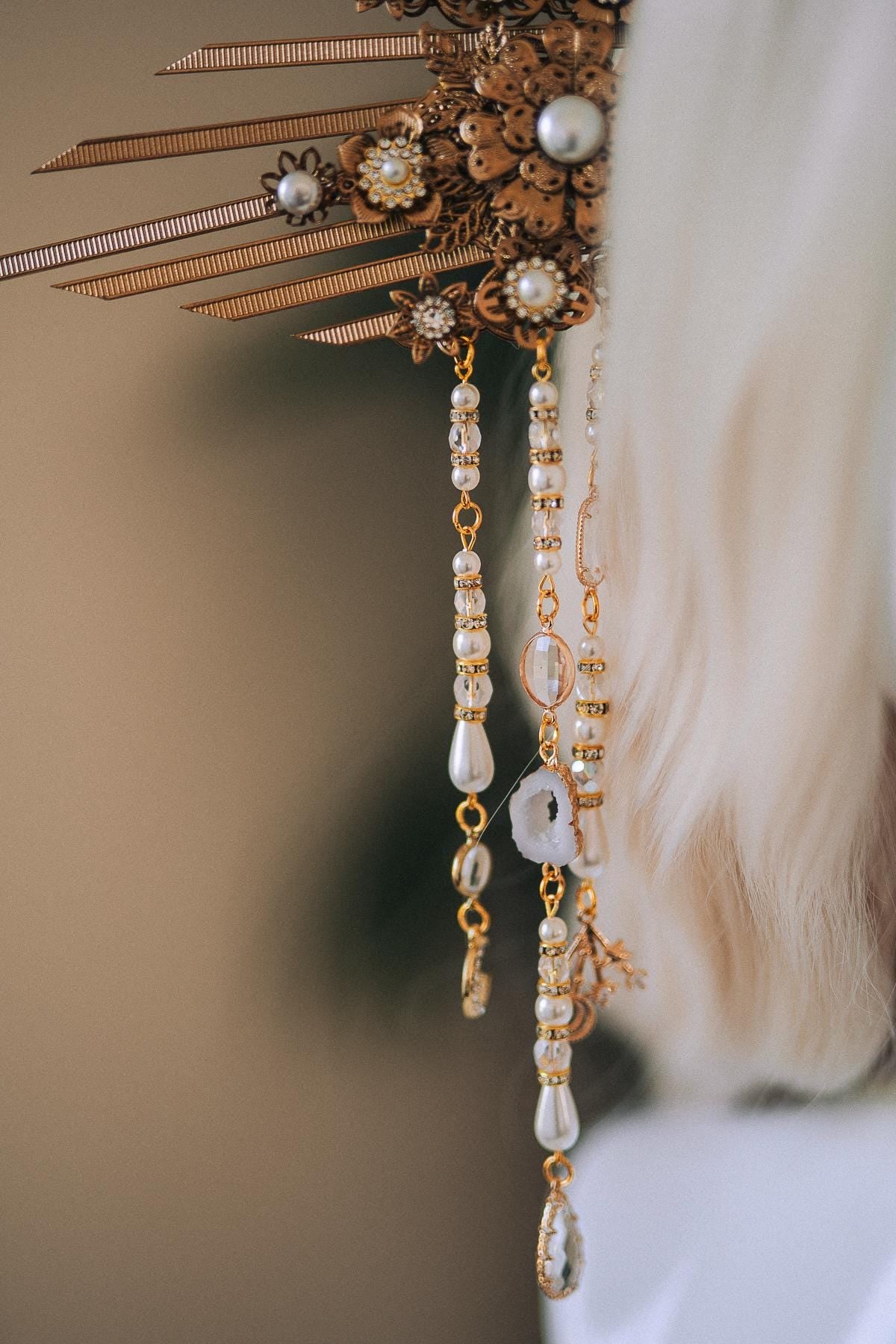 Radiant Sun Halo Crown, Gold Headpiece, Celestial Goddess Crown, Boho Festival Crown, Bridal Halo, Costume Headpiece, Divine Sun Crown