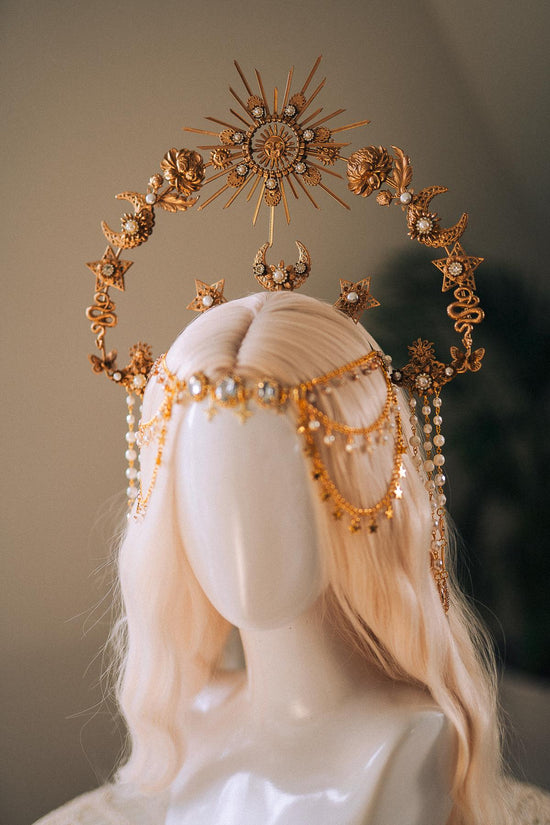 Celestial Halo Crown, Gold Goddess Headpiece, Sun Moon Star Tiara, Boho Wedding Crown, Festival Accessory, Maternity Photoshoot, Handmade