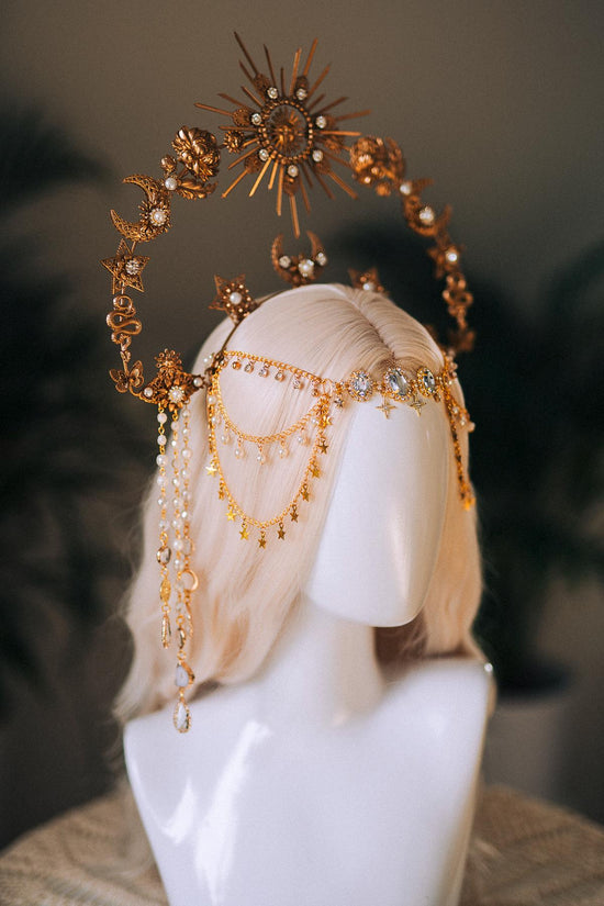 Celestial Halo Crown, Gold Goddess Headpiece, Sun Moon Star Tiara, Boho Wedding Crown, Festival Accessory, Maternity Photoshoot, Handmade