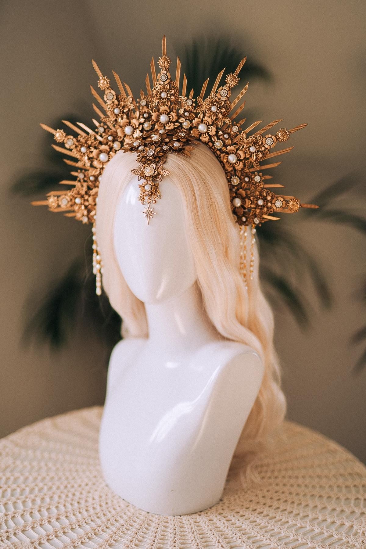 Celestial Sun Halo Crown, Goddess Headpiece, Gold Starburst Crown, Wedding Tiara, Festival Crown, Boho Headpiece, Pearl Crown, Bridal