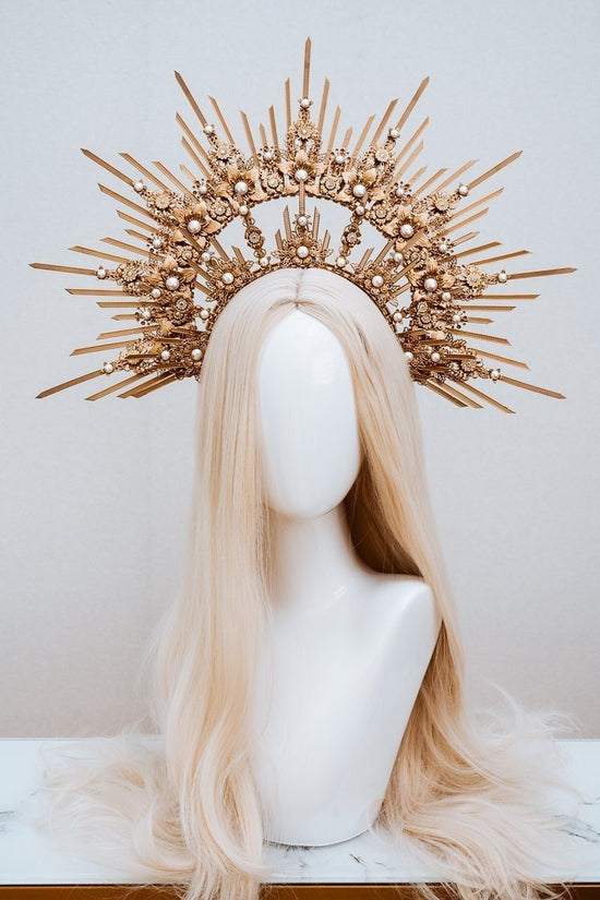 Golden Sun Halo Crown, Celestial Bridal Tiara, Sacred Goddess Headpiece, Pearl Festival Headdress, Divine Sunburst Crown, Regal Halo
