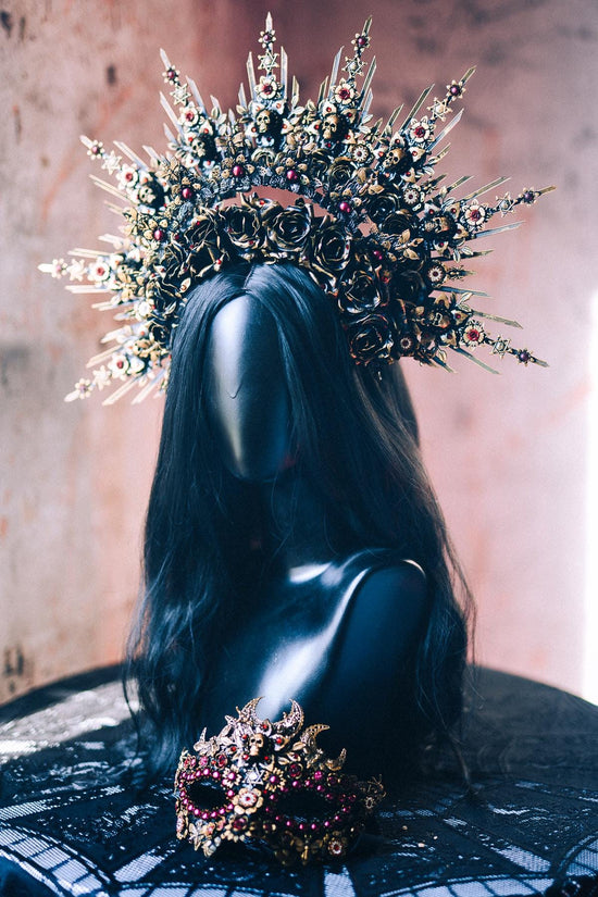 Gothic Morticia Addams Mask Red Crystal Skull Dark Queen Halloween Masquerade Mask