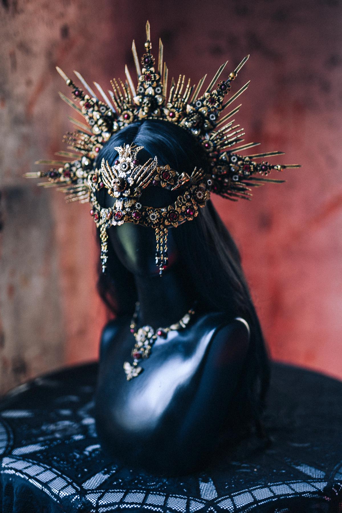 Gothic Morticia Addams Crown Black Red Gold Dark Queen Headpiece Halloween Costume Crown