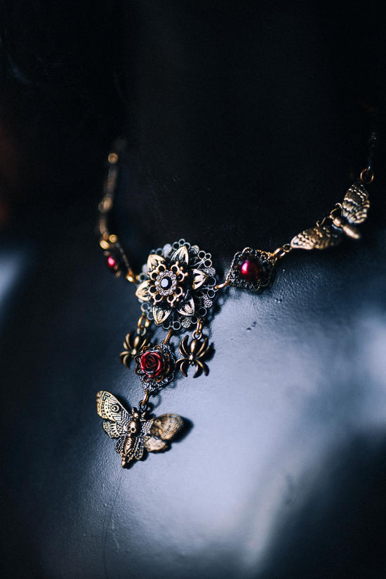 Gothic Morticia Addams Choker Black Red Gold Necklace Dark Queen Halloween Jewelry