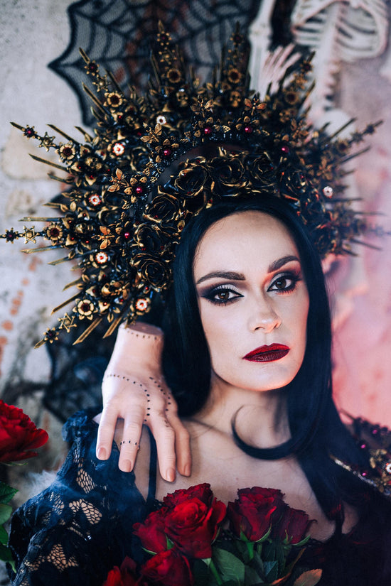 Gothic Morticia Addams Mask Red Crystal Skull Dark Queen Halloween Masquerade Mask