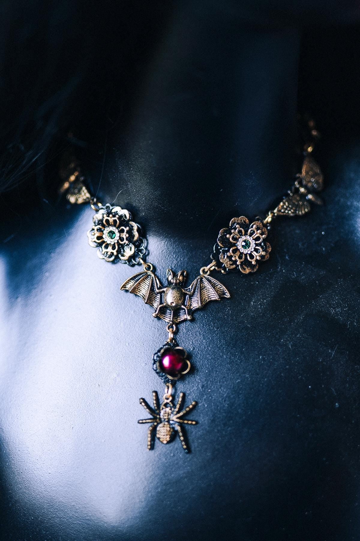 Gothic Morticia Addams Choker Black Red Gold Necklace Dark Queen Halloween Jewelry