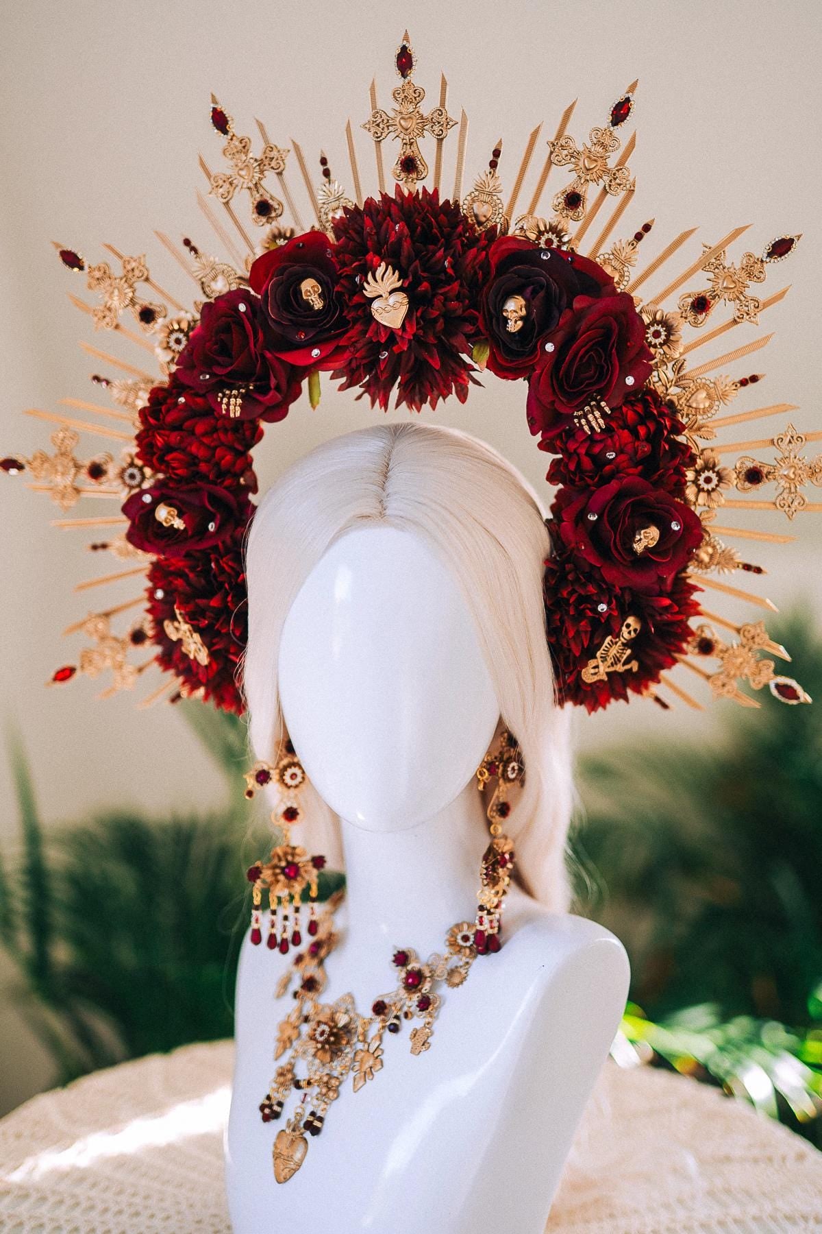 La Catrina Halo Crown Red Roses Gold Spikes Sacred Heart Skull Headpiece Day Of The Dead Catrina Costume Flower Crown