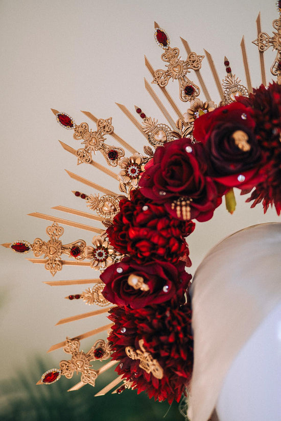 La Catrina Halo Crown Red Roses Gold Spikes Sacred Heart Skull Headpiece Day Of The Dead Catrina Costume Flower Crown