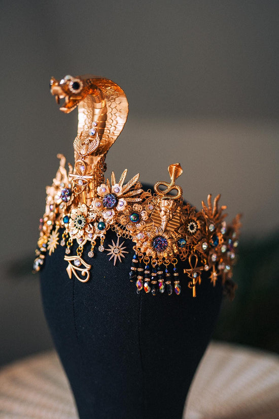 Cleopatra Gold Snake Crown Egyptian Headpiece Halloween Costume Anubis Jewelry Pharaoh Tiara Goddess Cosplay Accessory