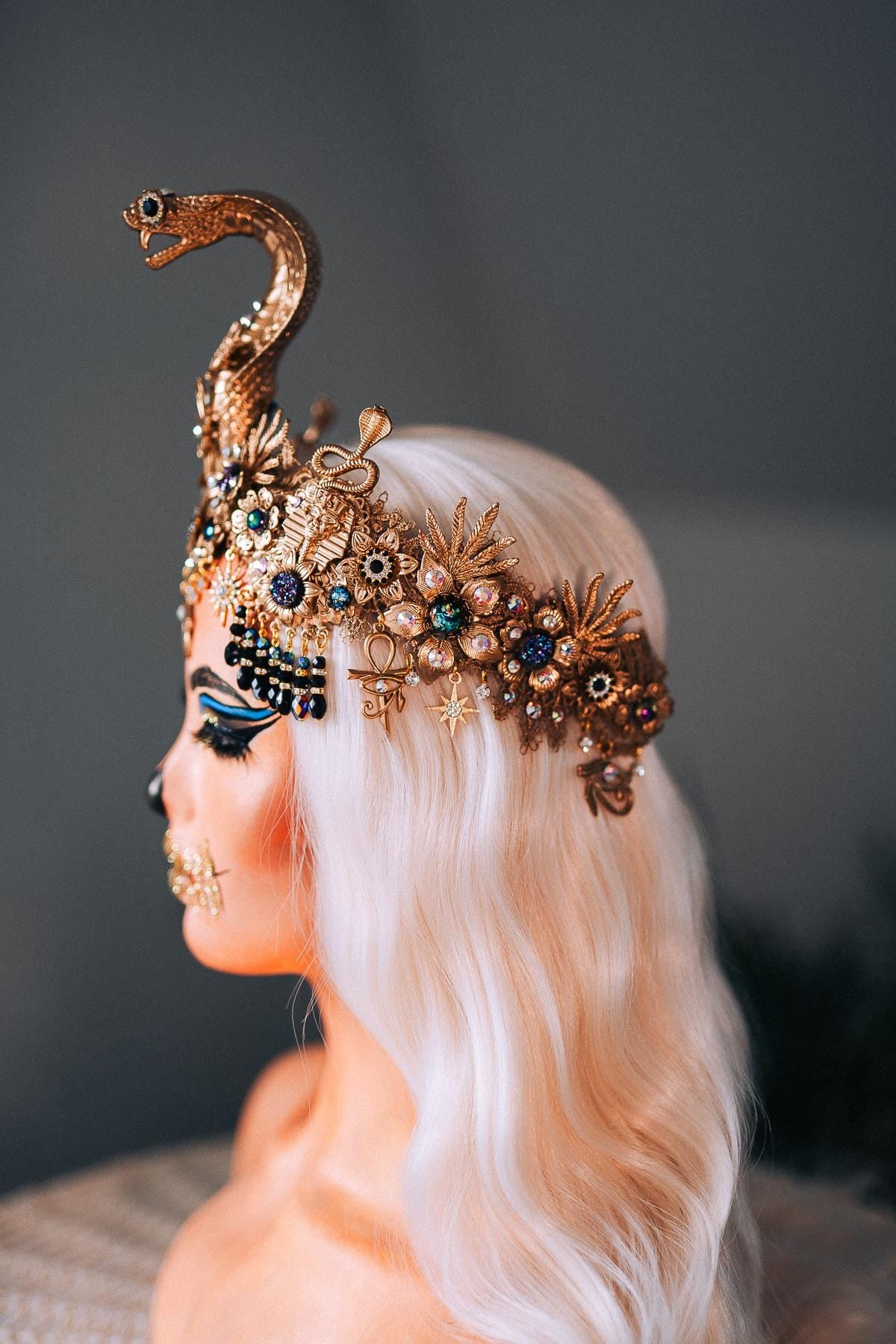 Cleopatra Gold Snake Crown Egyptian Headpiece Halloween Costume Anubis Jewelry Pharaoh Tiara Goddess Cosplay Accessory