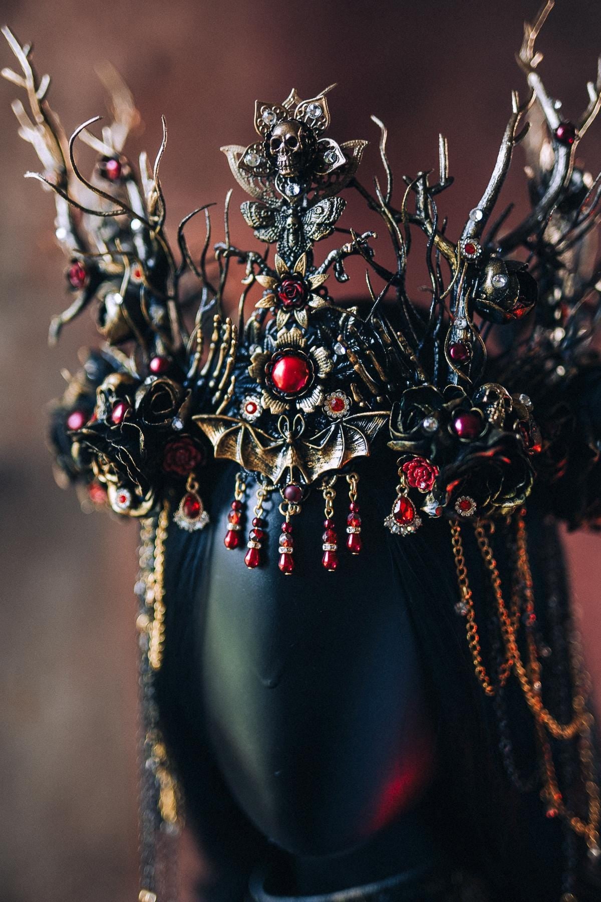 Gothic Morticia Addams Choker Black Red Gold Necklace Dark Queen Halloween Jewelry