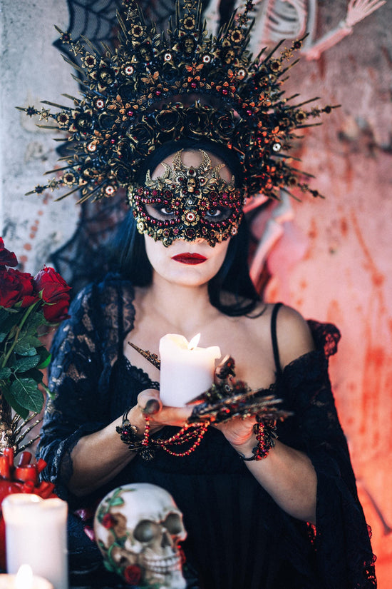 Gothic Morticia Addams Mask Red Crystal Skull Dark Queen Halloween Masquerade Mask