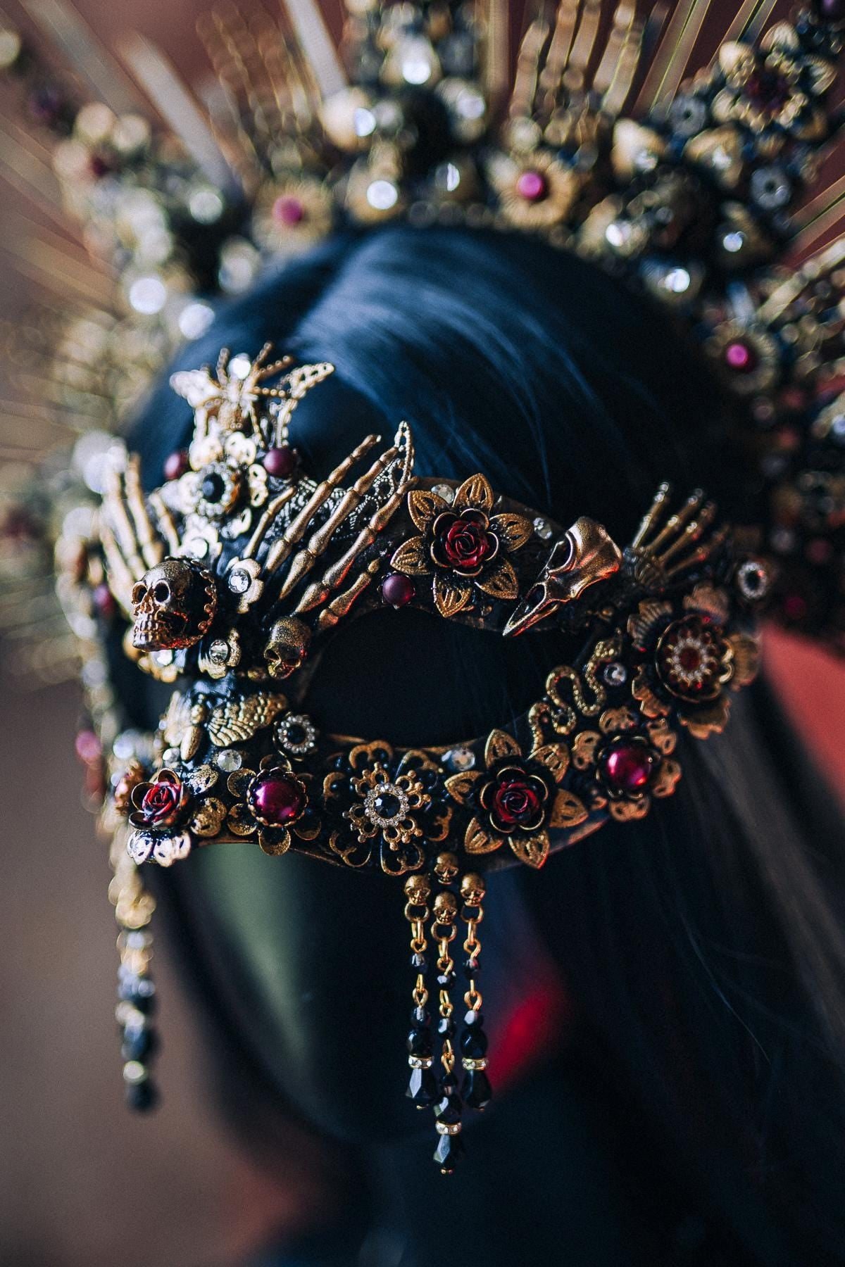 Gothic Morticia Addams Mask Red Crystal Skull Dark Queen Halloween Masquerade Mask