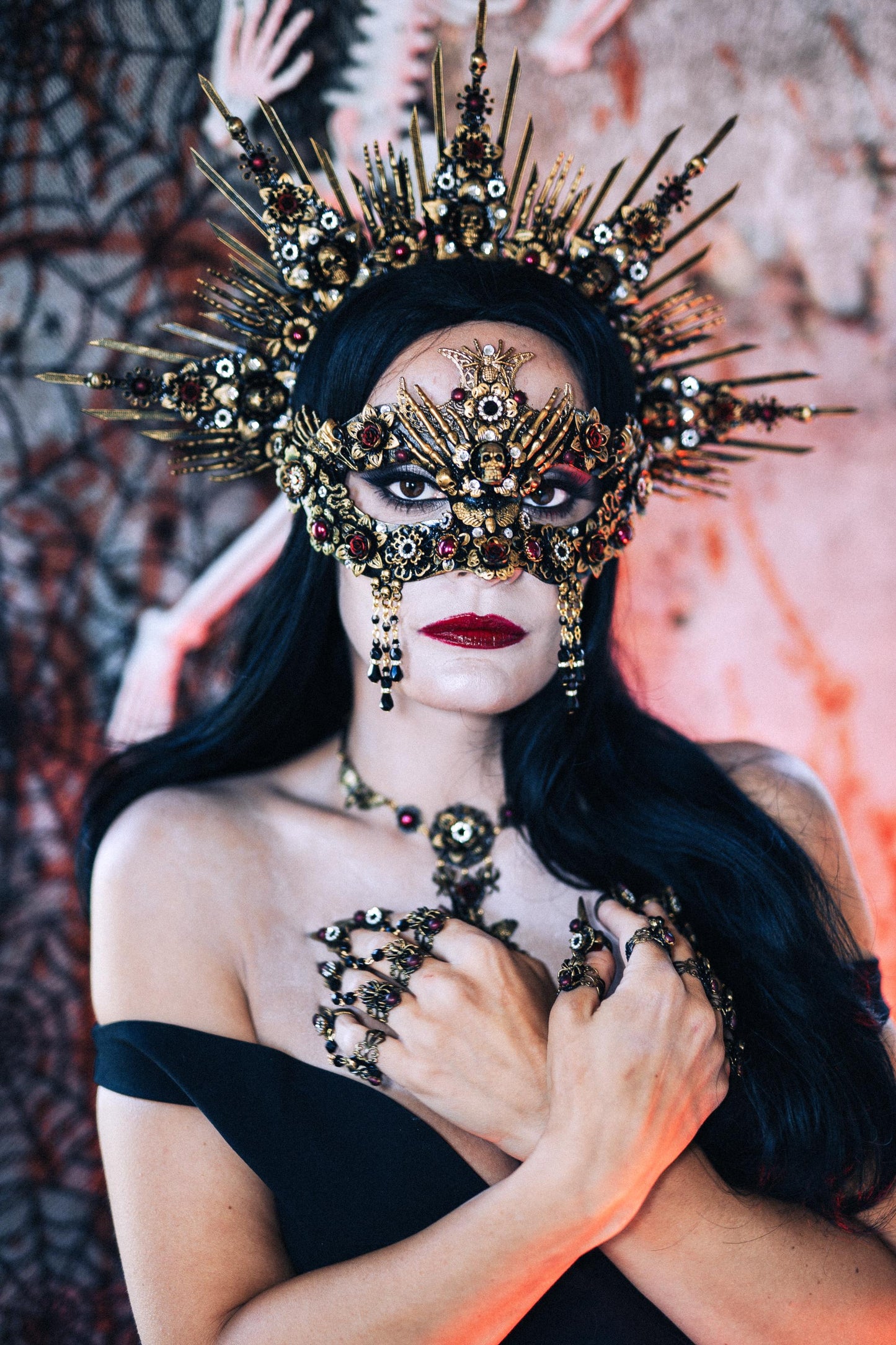 Gothic Morticia Addams Choker Black Red Gold Necklace Dark Queen Halloween Jewelry