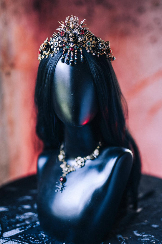 Gothic Morticia Addams Choker Black Red Gold Necklace Dark Queen Halloween Jewelry