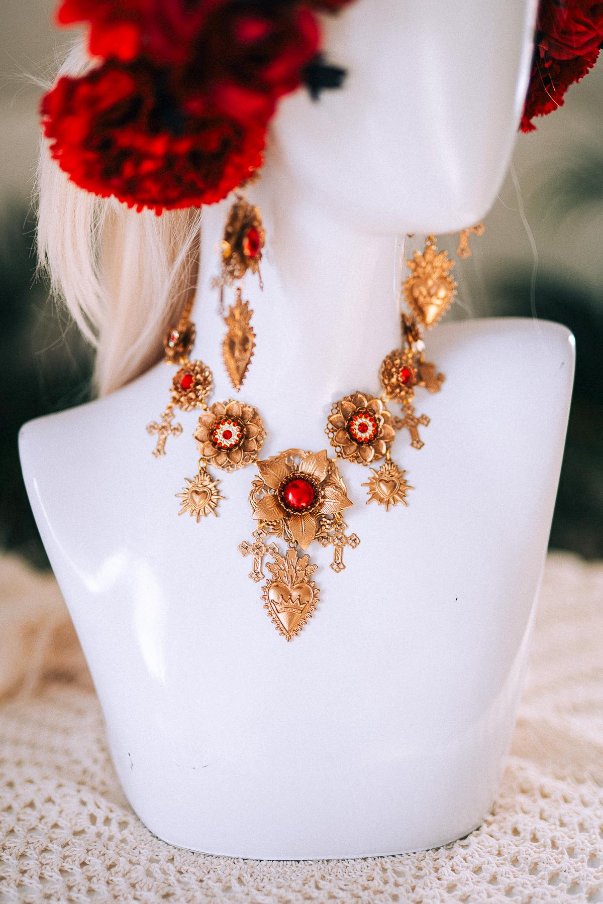 La Catrina Necklace Gold Sacred Heart Jewelry Día De Los Muertos Statement Mexican Calavera Festival Choker Frida Skeleton Style