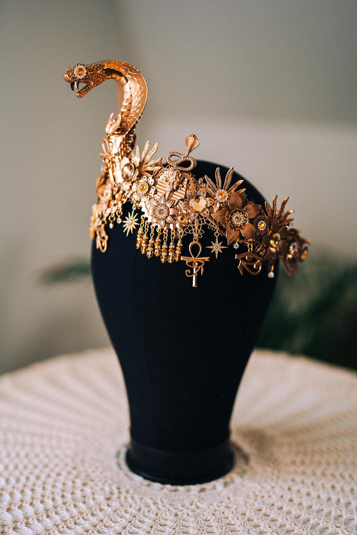 Cleopatra Snake Crown Gold Egyptian Headpiece Halloween Costume Tiara Goddess Ankh Eye Of Horus Accessories Jewelry