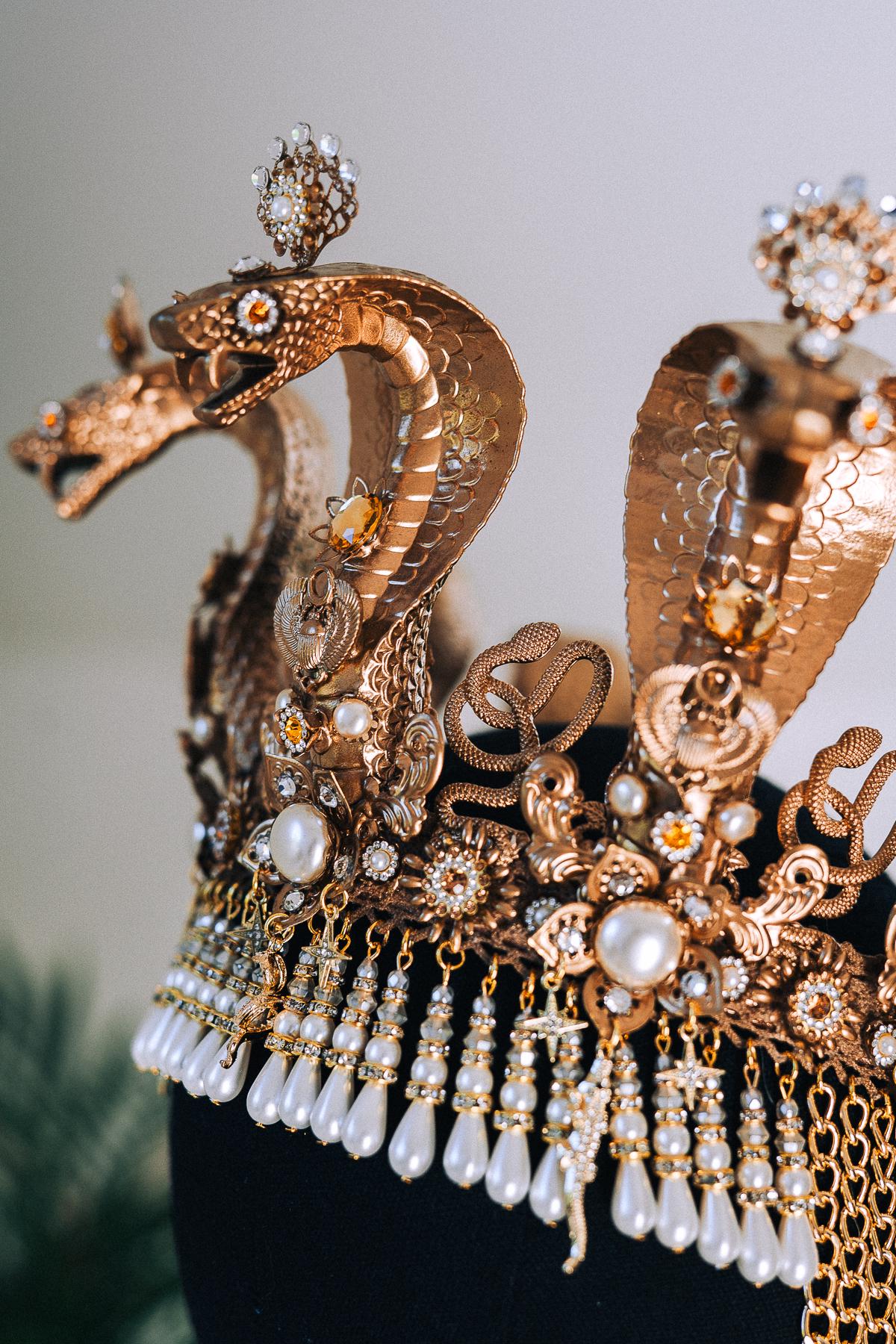 Cleopatra Cobra Crown Gold Egyptian Headpiece Halloween Tiara Festival Pearl Headdress Snake Costume Queen Tiara Royal Goddess Carnival