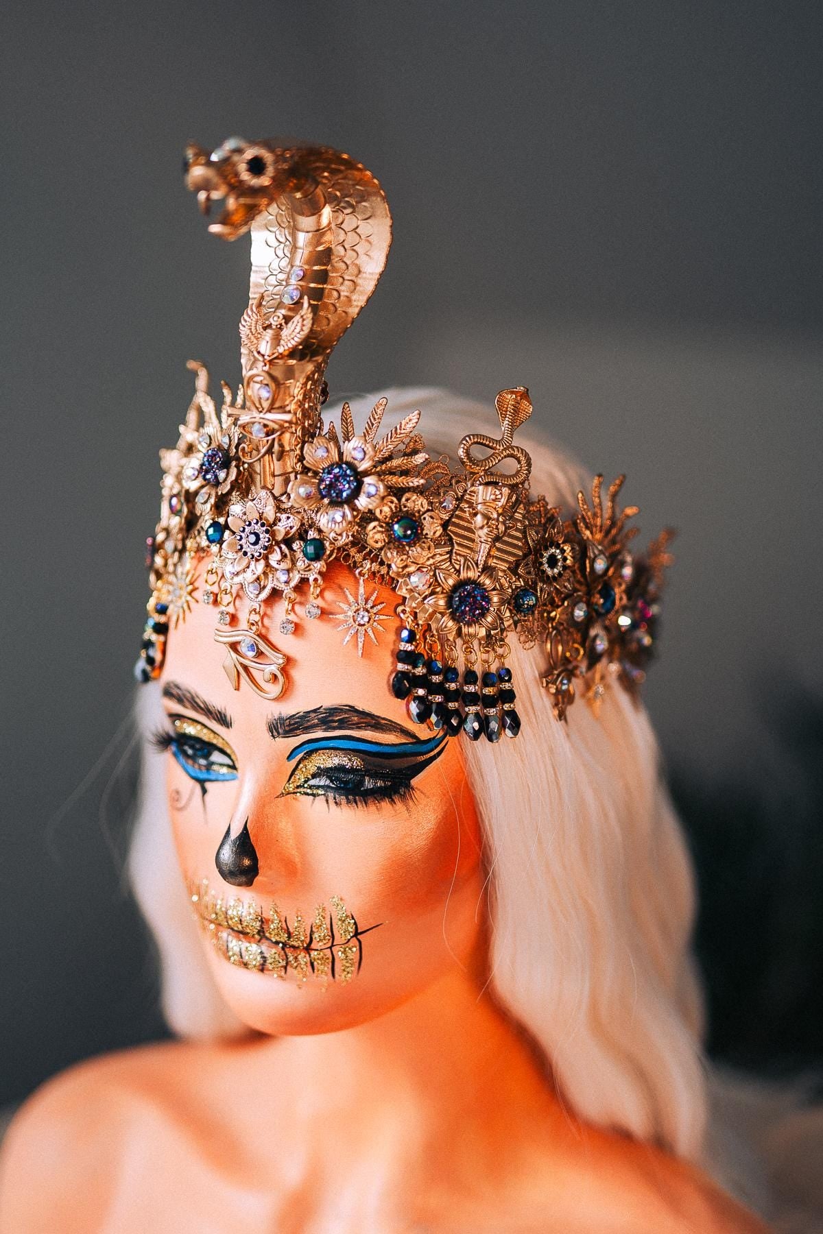 Cleopatra Gold Snake Crown Egyptian Headpiece Halloween Costume Anubis Jewelry Pharaoh Tiara Goddess Cosplay Accessory