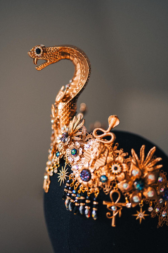 Cleopatra Gold Snake Crown Egyptian Headpiece Halloween Costume Anubis Jewelry Pharaoh Tiara Goddess Cosplay Accessory