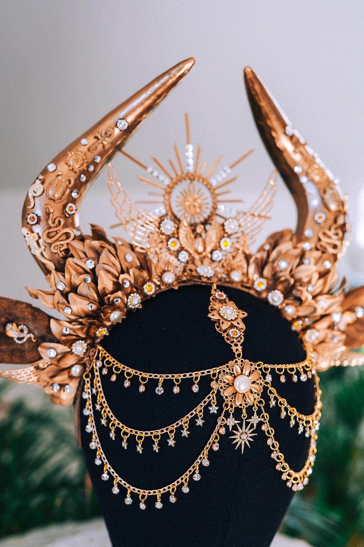 Cleopatra Gold Horn Crown Goddess Hathor Headdress Sun Halo Jewelry Festival Costume Headpiece Sacred Bridal Tiara