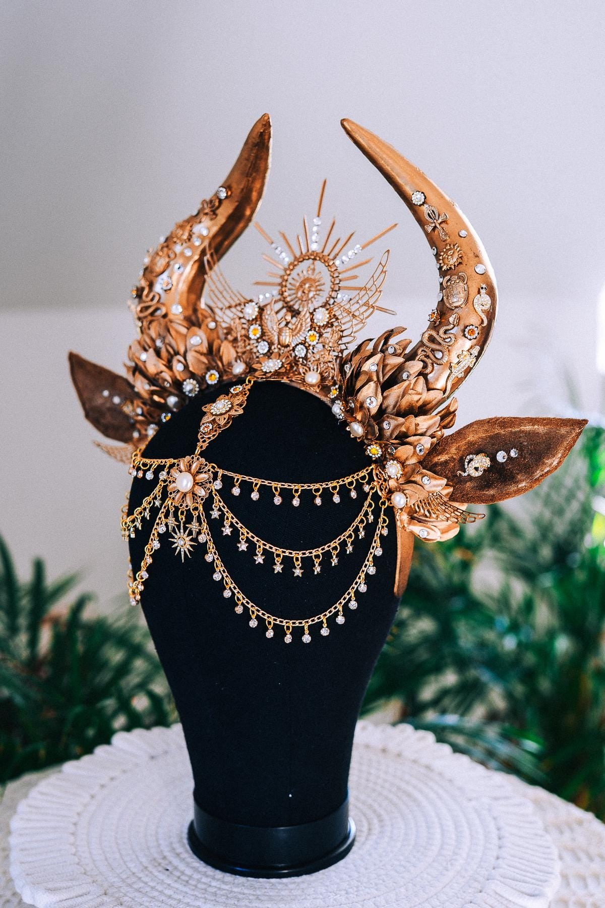 Cleopatra Gold Horn Crown Goddess Hathor Headdress Sun Halo Jewelry Festival Costume Headpiece Sacred Bridal Tiara