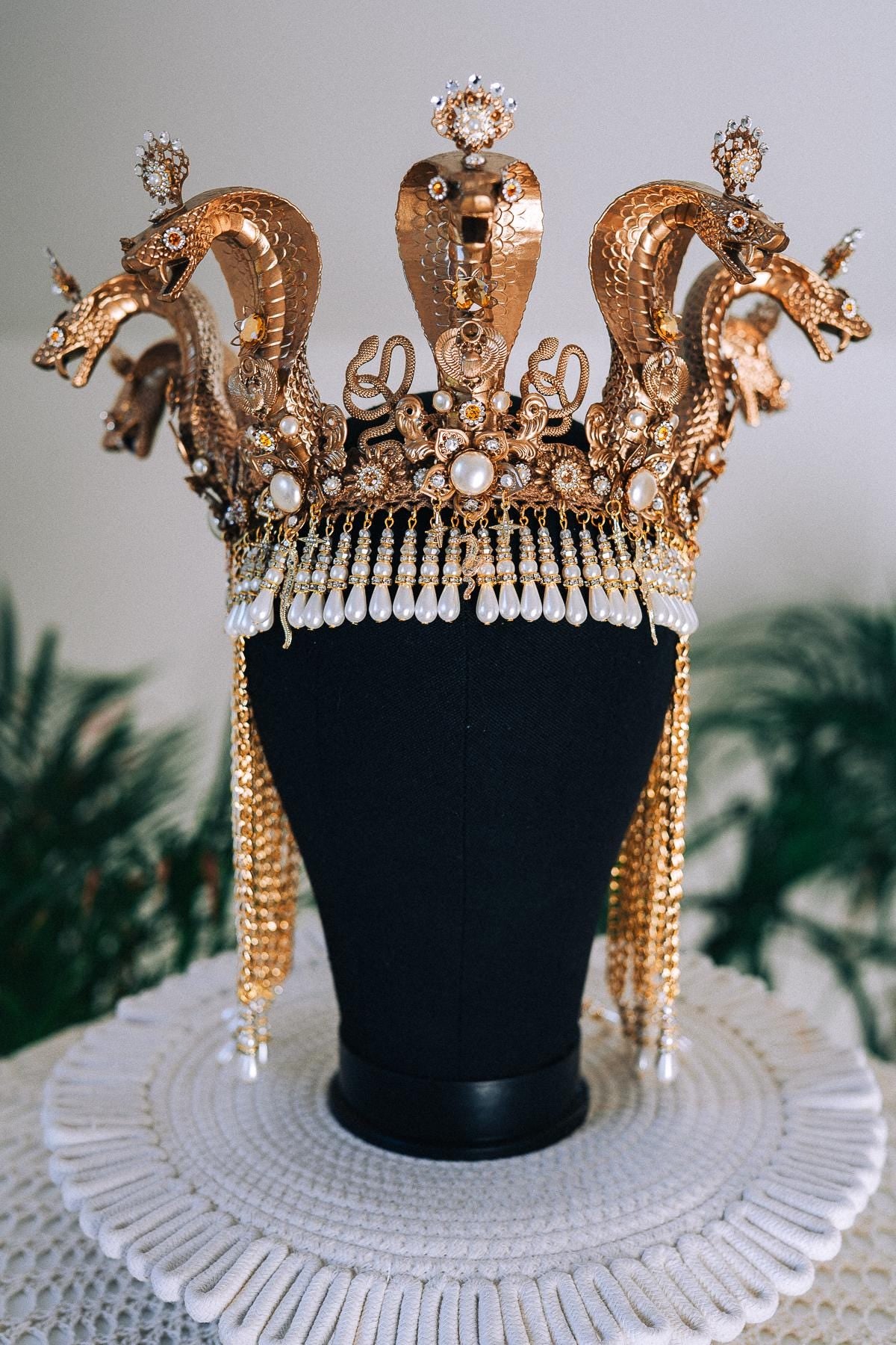 Cleopatra Cobra Crown Gold Egyptian Headpiece Halloween Tiara Festival Pearl Headdress Snake Costume Queen Tiara Royal Goddess Carnival