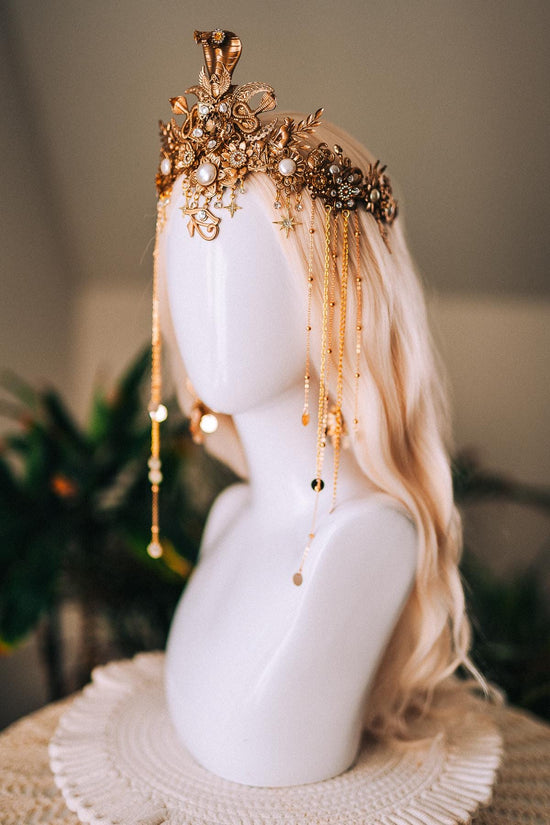 Cleopatra Earrings Gold Serpent Jewelry Egyptian Snake Earrings Festival Statement Pearls Goddess Costume Jewelry for Carnival Halloween