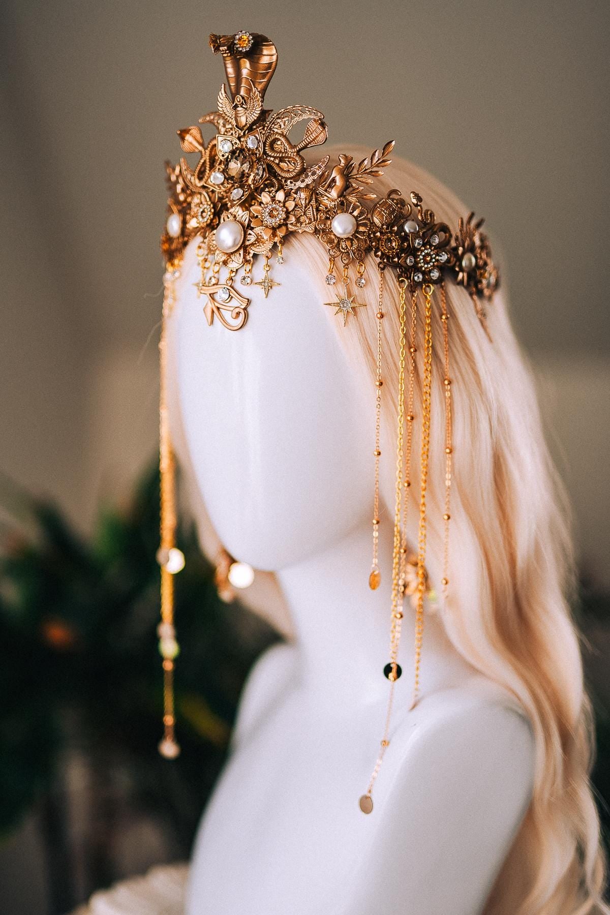 Cleopatra Earrings Gold Serpent Jewelry Egyptian Snake Earrings Festival Statement Pearls Goddess Costume Jewelry for Carnival Halloween