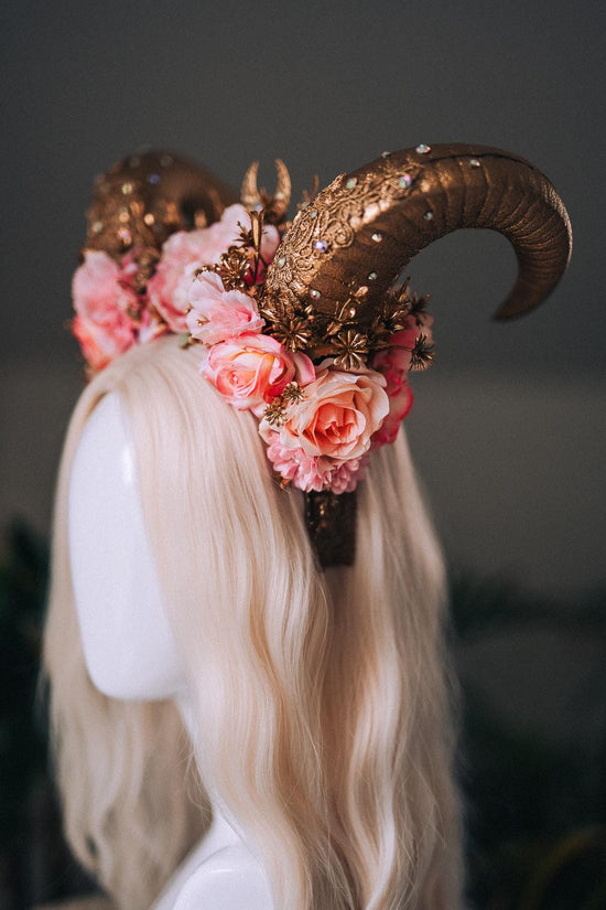 Zodiac Sign, Birthday Headband, B-day Crown, Capricorn crown, Zodiac, Headband, Headpiece, Horns, Tiara, Flower crown, Flower Horns