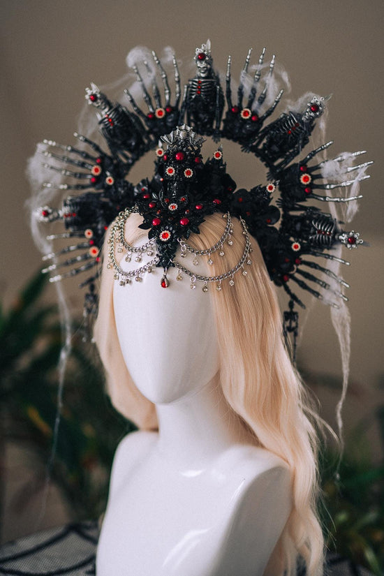 Dark Skeleton Queen Halo Crown Halloween Headpiece Red Black Gothic Skull Light Up Costume Goddess Tiara