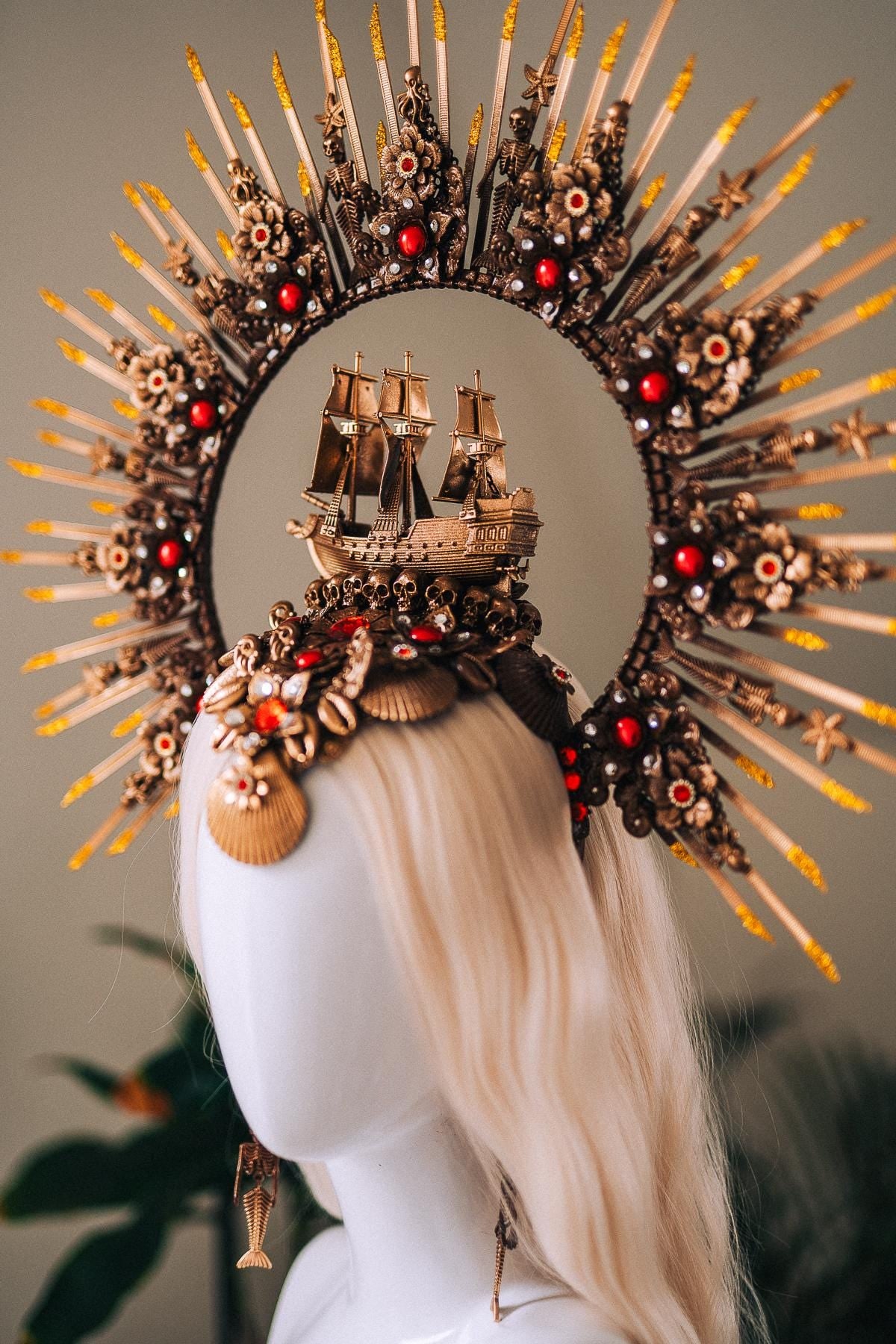 Gold Pirate Ship Halo Crown With Earrings Red Gem Skull Headpiece Ocean Goddess Costume Sea Queen Crown Fantasy Festival Headpiece