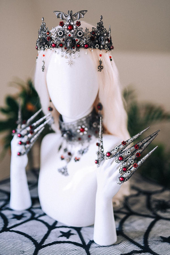 Vampire Queen Finger Claws Gothic Filigree Red Crystals Black Silver Halloween Hand Jewelry Dark Royal Accessories