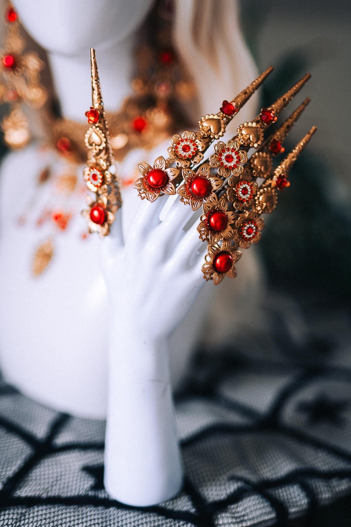 La Catrina Red Gold Finger Claws Roses Sacred Heart Gothic Hand Jewelry Mexican Goddess Accessories
